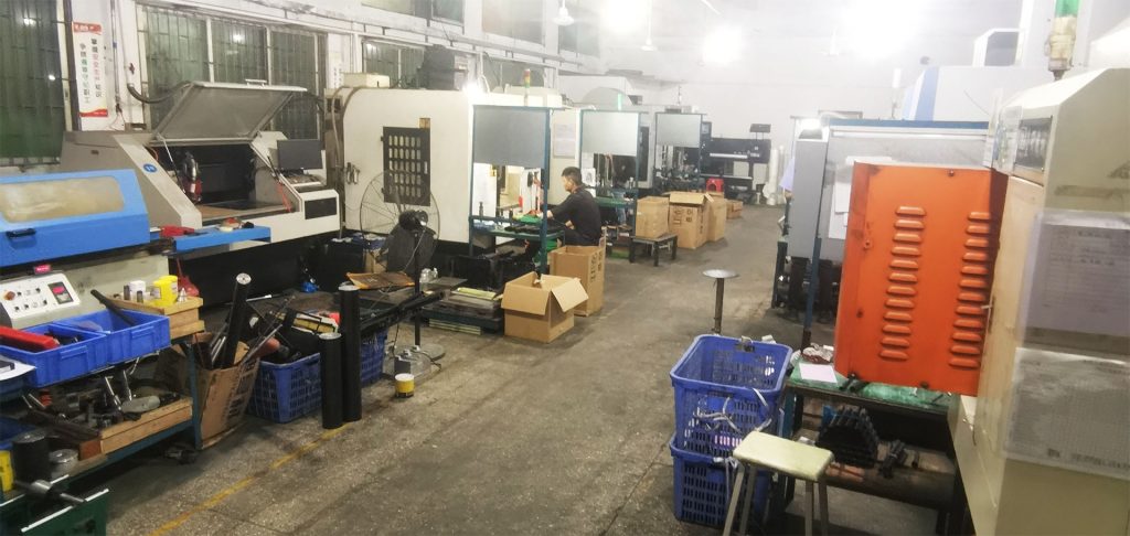 碳纖維CNC 車間